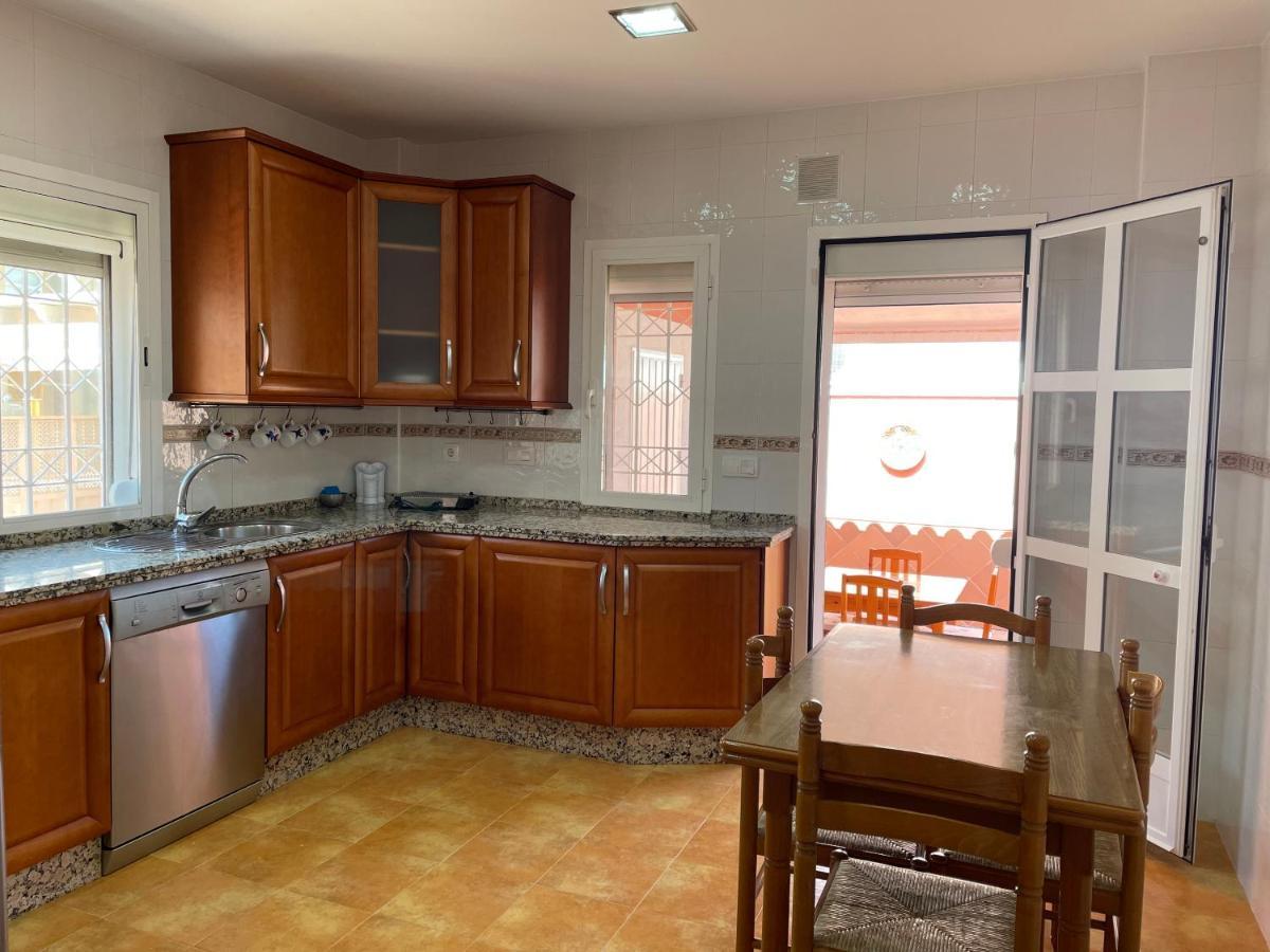 Villa Triana Sevilla Exteriör bild
