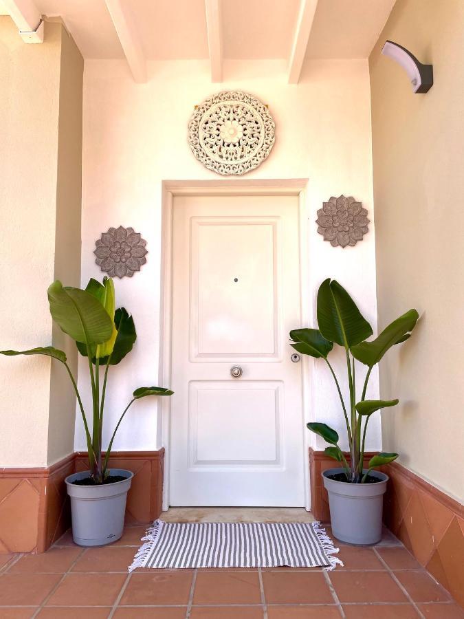 Villa Triana Sevilla Exteriör bild