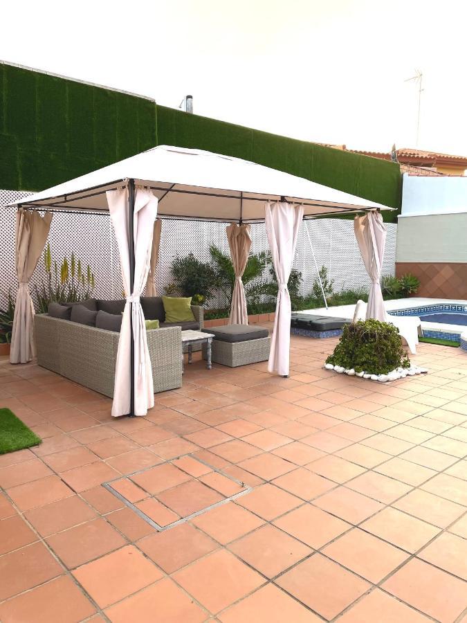 Villa Triana Sevilla Exteriör bild