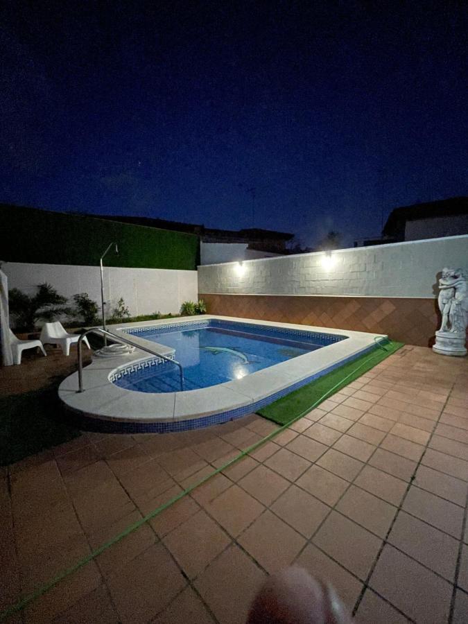 Villa Triana Sevilla Exteriör bild